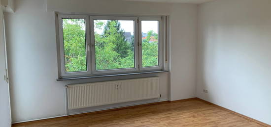 ***3-ZKB-Wohnung mit Südbalkon in schöner Lage***