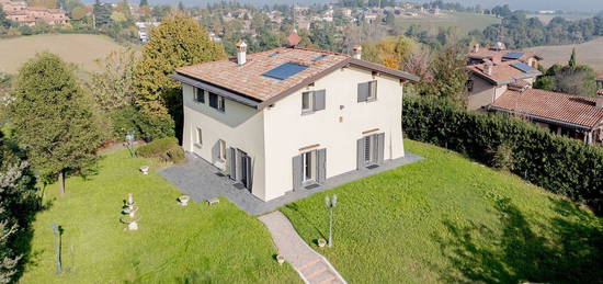 Villa in vendita in via San Martino, 3  1