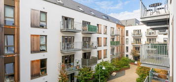 Flat for sale in The Gateway, Bristol BS1