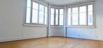 Appartement  à vendre, 3 pièces, 2 chambres, 80 m²