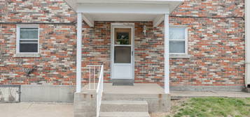 1002 E Capitol Ave Unit 9, Jefferson City, MO 65101