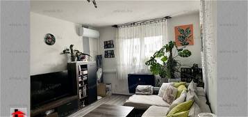 GYŐR-Nádorvárosban felújított-azonnal költözhető 2 szobás-külön konyhás tégla lakás ELADÓ.