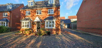 5 bedroom detached house for sale