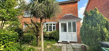 3 bedroom semi-detached house