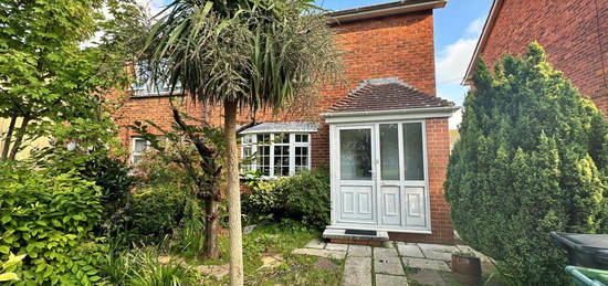 3 bedroom semi-detached house