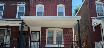 213 W 5th St, Chester, PA 19013