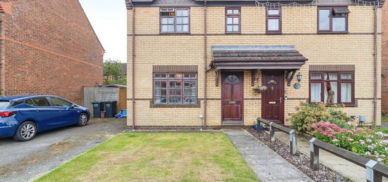 3 bed semi-detached house for sale