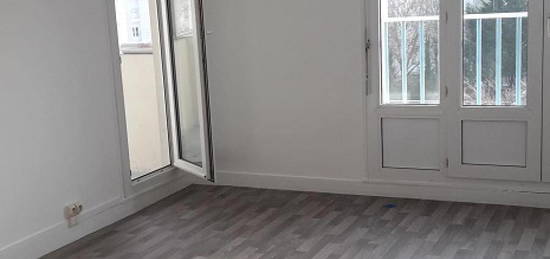 Location appartement 4 pièces 68 m²