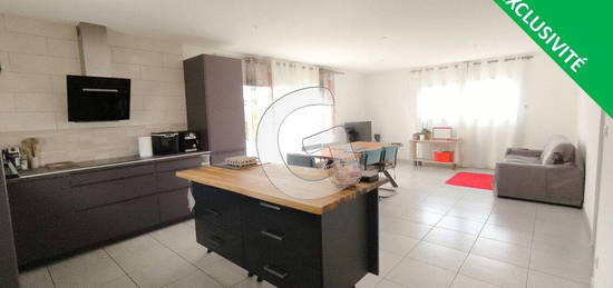 Maison de plain-pied  à vendre, 4 pièces, 3 chambres, 81 m²