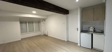 Studio  à louer, 1 pièce, 28 m², Étage 0/3