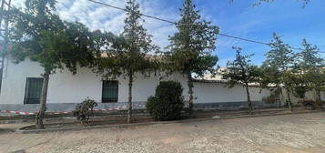 Chalet en plaza Caño Viejo en Ajofrín