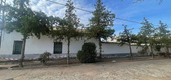 Chalet en plaza Caño Viejo en Ajofrín