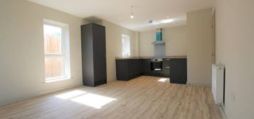 2 bed flat to rent