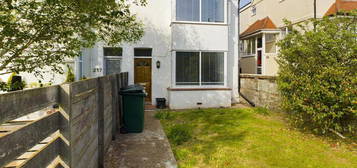 5 bedroom terraced house to rent