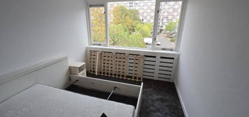 twee kamer bruikbaar apartement