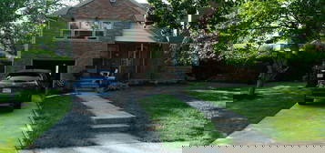 812 Byram St, Reading, PA 19606