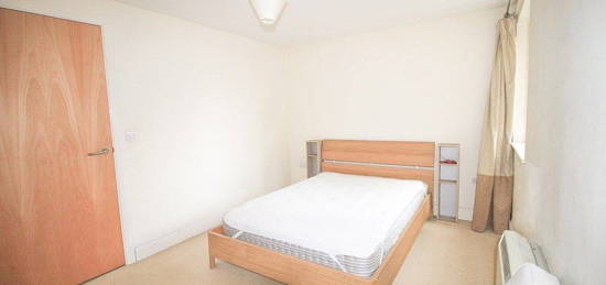 2 bed flat to rent