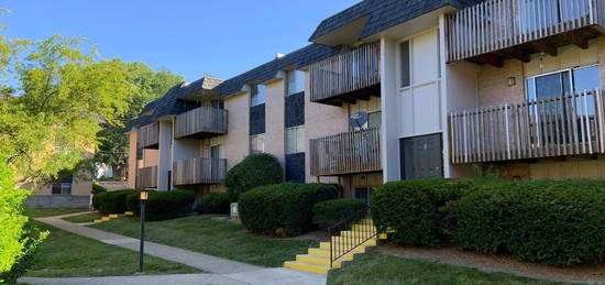 Alta Village Apartments, Independence, MO 64055