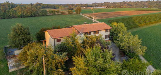 CASA DI CORTE A BIBBIANO