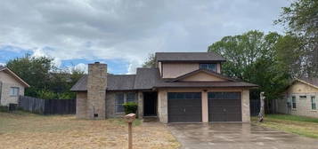 112 Kim Dr, Del Rio, TX 78840