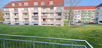 Helle 2-Zimmer-Wohnung mit Balkon und Parkplatz in Hainichen