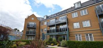 Flat to rent in Constables Way, Hertford SG13