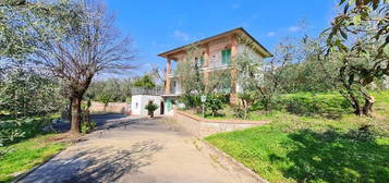 Villa in vendita in via Poggio Baldino I s.n.c