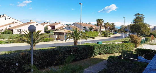 A VENDRE APPARTEMENT T2 - 1ERE LIGNE FRONT DE MER - SAINT CYPRIEN