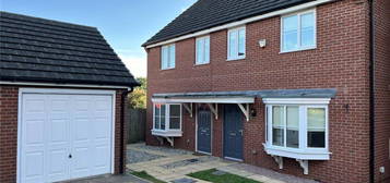 3 bedroom semi-detached house