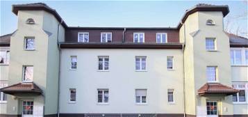 Bezugsfreie 3-Zi.-Wohnung mit West-Balkon, Pkw-Stellplatz und guter Infrastruktur in ruhiger Lage