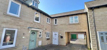 4 bed terraced house for sale