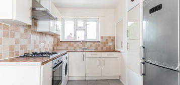 3 bed flat to rent