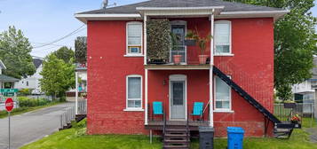 2000, 2e Avenue
                        Saint-Georges
