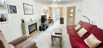 Flat for sale in Park View Road, Prestwich M25