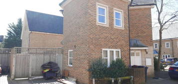 Property to rent in Simmons Drive, Dagenham RM8