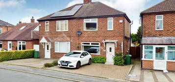 3 bed semi-detached house for sale