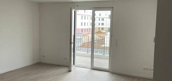 2-Zimmer Wohnung Schönefeld, inkl. Tiefgaragenstellpaltz