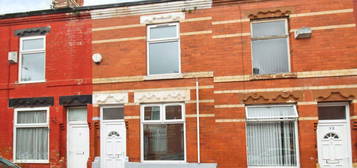 Terraced house to rent in Grasmere Street, Manchester, Greater Manchester M12