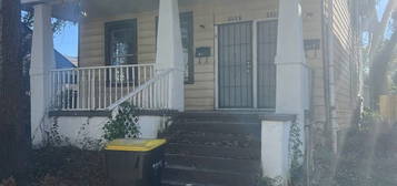 1207 East Bolton St, Savannah, GA 31404