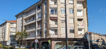 Piso de alquiler en Los Corrales de Buelna - Avenida de España, 2, Los Corrales de Buelna 