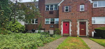 5483 Quentin St, Philadelphia, PA 19128