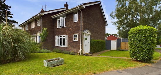 Property to rent in Strathmore Road, Ifield, Crawley, West Sussex. RH11