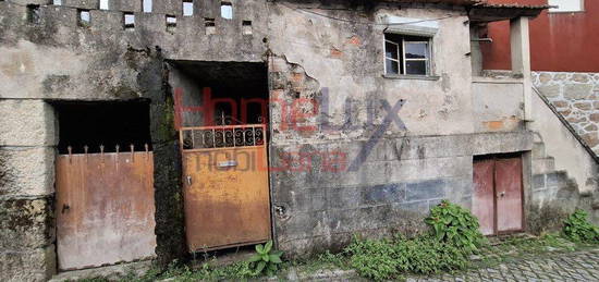 Moradia para Reconstrução em Tibaldinho, Mangualde