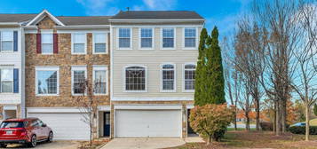 21753 Flora Springs Ter, Ashburn, VA 20147