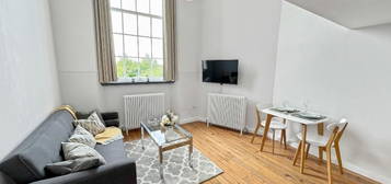 Flat to rent in Flat 47, 154 Mcdonald Road, Edinburgh EH7