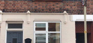 Terraced house to rent in Burns Street, Knighton Fields, Leicester LE2