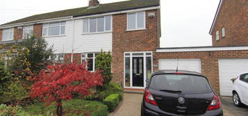 3 bedroom semi-detached house for sale