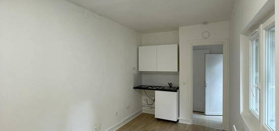 Location appartement 1 pièce 16 m²