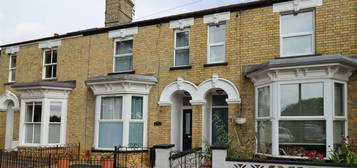 2 bedroom terraced house