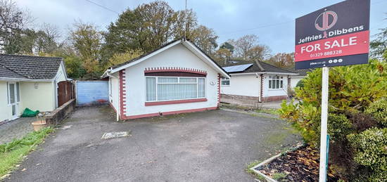 Detached bungalow for sale in Beaufort Avenue, Fareham PO16